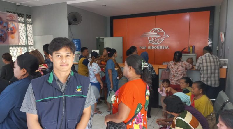 Kementerian Sosial Kembali Salurkan Bantuan Sembako-PKH Tunai di Kecamatan Kuala melalui PT. POS Indonesia